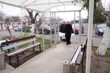 Ajutoare oferite persoanelor vârstnice din cadrul unui azil din Brăila – fotografia 19