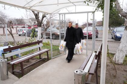 Ajutoare oferite persoanelor vârstnice din cadrul unui azil din Brăila – fotografia 20