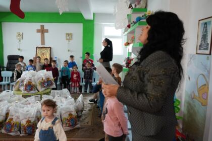 Zi de mare bucurie pentru copiii de la Grădiniţa parohială „Familia“ – fotografia 15