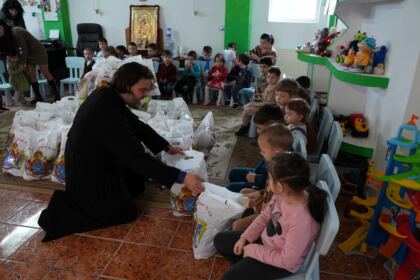 Zi de mare bucurie pentru copiii de la Grădiniţa parohială „Familia“ – fotografia 18