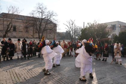 Slujire arhierească şi Concert de colinde la Catedrala arhiepiscopală din Galaţi – fotografia 60