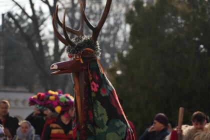 Slujire arhierească şi Concert de colinde la Catedrala arhiepiscopală din Galaţi – fotografia 63