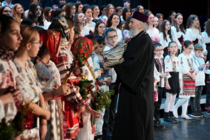 Serbarea de colinde a Seminarului Teologic „Sfântul Andrei“ din Galaţi – fotografia 78