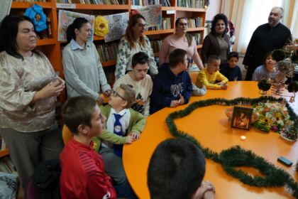 Daruri pentru copiii de la o şcoală specială – fotografia 9