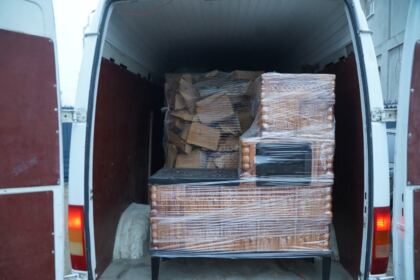 Daruri de sfintele sărbători pentru familiile sinistrate din judeţul Galaţi – fotografia 18