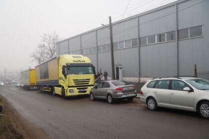 Daruri de sfintele sărbători pentru familiile sinistrate din judeţul Galaţi – fotografia 1