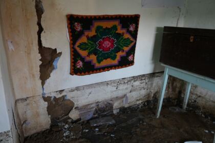 Daruri de sfintele sărbători pentru familiile sinistrate din judeţul Galaţi – fotografia 71