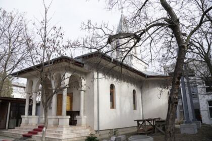 Rugăciune şi filantropie pentru semenii bolnavi – fotografia 2