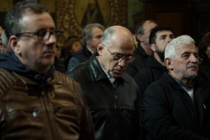 Rugăciune şi filantropie pentru semenii bolnavi – fotografia 30