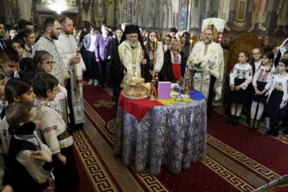 Eveniment dedicat Zilei Culturii Naţionale la Seminarul Teologic „Sfântul Andrei“ din Galaţi – fotografia 25