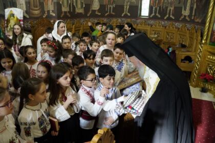 Eveniment dedicat Zilei Culturii Naţionale la Seminarul Teologic „Sfântul Andrei“ din Galaţi – fotografia 44