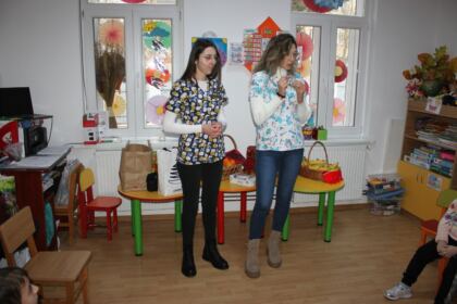 Activităţi instructiv-educative şi medicale în Parohia gălăţeană „Sf. Trei Ierarhi“ – fotografia 15