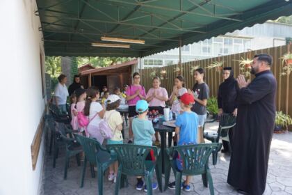 Activităţi de vară pentru copii în Arhiepiscopia Dunării de Jos – fotografia 14