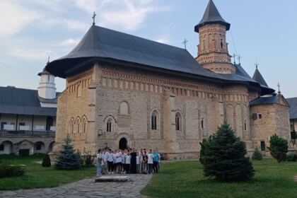Tabără pentru 43 de copii din Parohia Zăvoaia, judeţul Brăila – fotografia 4