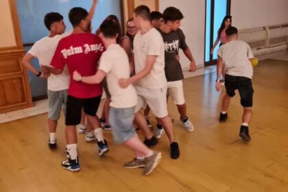 Activitate de vacanţă la Așezământul „Sfântul Pantelimon” – Lacu Sărat – fotografia 9