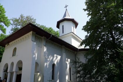 Curs festiv şi revedere după zece ani la Seminarul Teologic „Sf. Andrei“ – fotografia 1