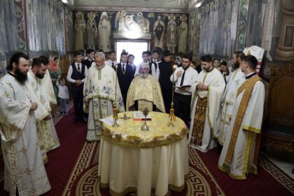 Curs festiv şi revedere după zece ani la Seminarul Teologic „Sf. Andrei“ – fotografia 11