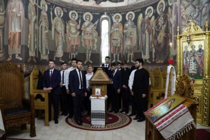 Curs festiv şi revedere după zece ani la Seminarul Teologic „Sf. Andrei“ – fotografia 23