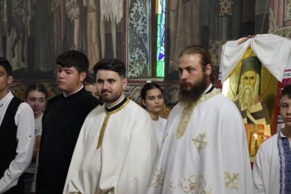 Curs festiv şi revedere după zece ani la Seminarul Teologic „Sf. Andrei“ – fotografia 28