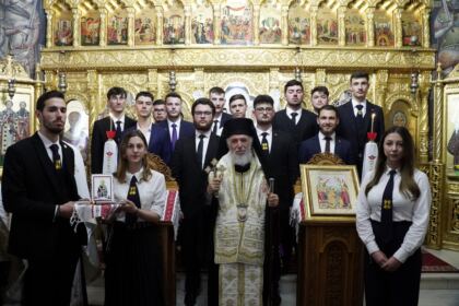 Curs festiv şi revedere după zece ani la Seminarul Teologic „Sf. Andrei“ – fotografia 42