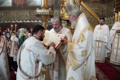 Duminica vindecării orbului din naştere la Catedrala Arhiepiscopală din Galaţi – fotografia 32