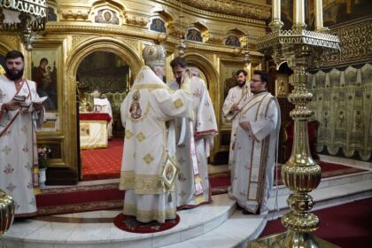 Duminica vindecării orbului din naştere la Catedrala Arhiepiscopală din Galaţi – fotografia 41