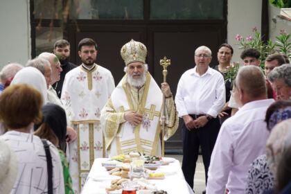 Duminica vindecării orbului din naştere la Catedrala Arhiepiscopală din Galaţi – fotografia 57