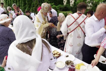 Duminica vindecării orbului din naştere la Catedrala Arhiepiscopală din Galaţi – fotografia 63