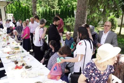 Duminica vindecării orbului din naştere la Catedrala Arhiepiscopală din Galaţi – fotografia 70