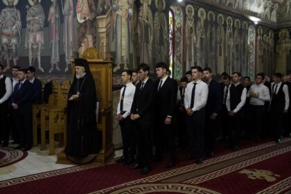 Examen de certificare a competenţelor profesionale la Seminarul Teologic „Sfântul Andrei“ din Galaţi – fotografia 2