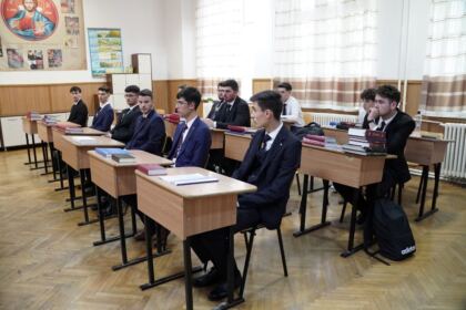 Examen de certificare a competenţelor profesionale la Seminarul Teologic „Sfântul Andrei“ din Galaţi – fotografia 27