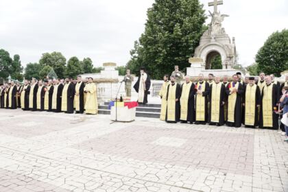Ziua Eroilor în Arhiepiscopia Dunării de Jos – fotografia 58