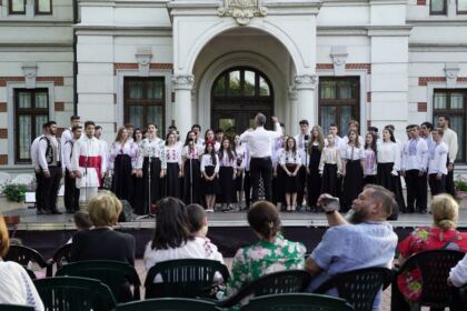 Serbarea elevilor seminarişti gălăţeni – fotografia 30