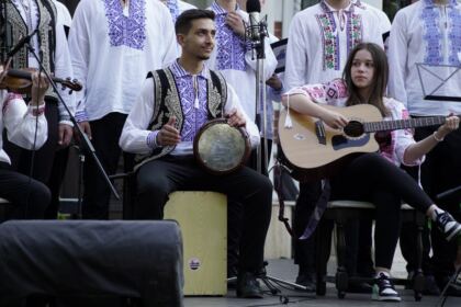 Serbarea elevilor seminarişti gălăţeni – fotografia 35