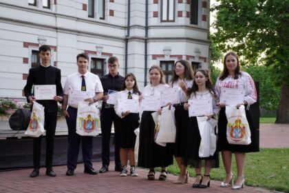 Serbarea elevilor seminarişti gălăţeni – fotografia 59