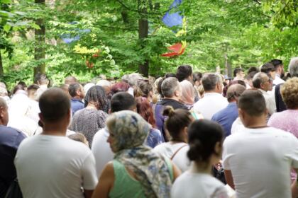 Pelerinajul tinerilor la hramul Mănăstirii Buciumeni – fotografia 58