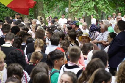 Pelerinajul tinerilor la hramul Mănăstirii Buciumeni – fotografia 63