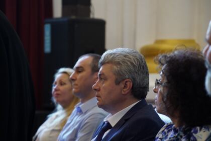 Cursul festiv al absolvenţilor Facultăţii de Istorie, Filosofie şi Teologie din Galaţi – fotografia 36