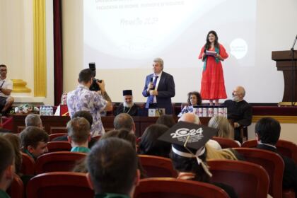 Cursul festiv al absolvenţilor Facultăţii de Istorie, Filosofie şi Teologie din Galaţi – fotografia 39