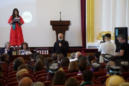 Cursul festiv al absolvenţilor Facultăţii de Istorie, Filosofie şi Teologie din Galaţi – fotografia 41