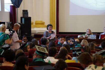 Cursul festiv al absolvenţilor Facultăţii de Istorie, Filosofie şi Teologie din Galaţi – fotografia 42