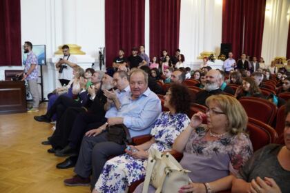 Cursul festiv al absolvenţilor Facultăţii de Istorie, Filosofie şi Teologie din Galaţi – fotografia 51