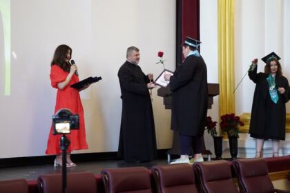 Cursul festiv al absolvenţilor Facultăţii de Istorie, Filosofie şi Teologie din Galaţi – fotografia 54