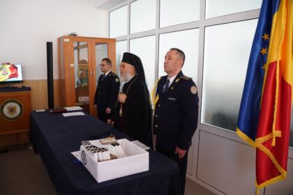 Rugăciune, recunoştinţă şi filantropie la Penitenciarul Galaţi – fotografia 1