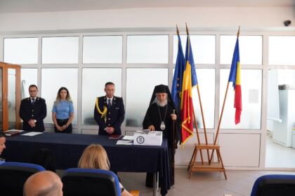 Rugăciune, recunoştinţă şi filantropie la Penitenciarul Galaţi – fotografia 11