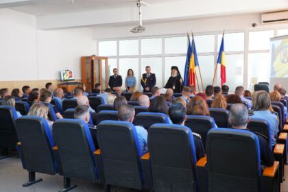 Rugăciune, recunoştinţă şi filantropie la Penitenciarul Galaţi – fotografia 14