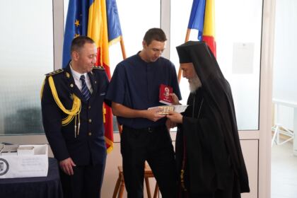 Rugăciune, recunoştinţă şi filantropie la Penitenciarul Galaţi – fotografia 21