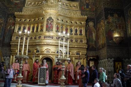 Rugăciune şi filantropie la Catedrala Arhiepiscopală din Galaţi – fotografia 39