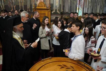 Momente de recunoştinţă pentru Episcopul Melchisedec Ştefănescu, la Seminarul Teologic din Galaţi – fotografia 19