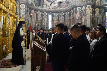 Momente de recunoştinţă pentru Episcopul Melchisedec Ştefănescu, la Seminarul Teologic din Galaţi – fotografia 22